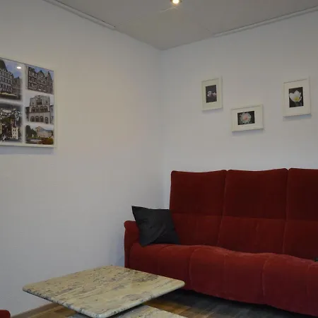 Modern In Near Town Center Apartman *